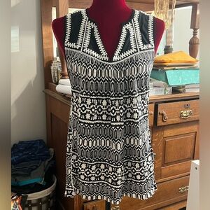 Anthropologie / Meadow Rue Black and White Patterned Women's Tank